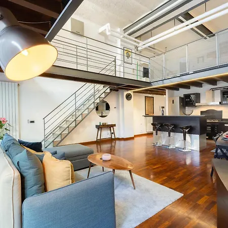 Lägenhet Loft Bandiello By Barbarhouse
